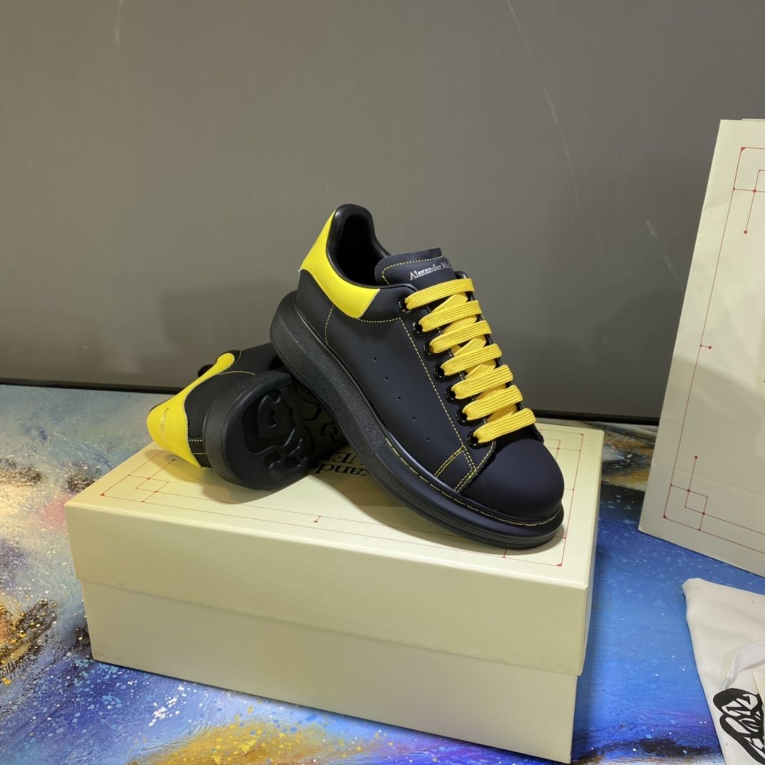 ALEXANDER MCQUEEN NERE E GIALLE